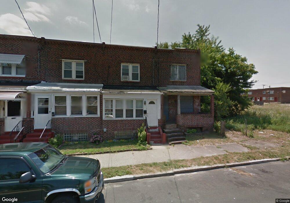 886 Jefferson St, Camden, NJ 08104 - photo 1