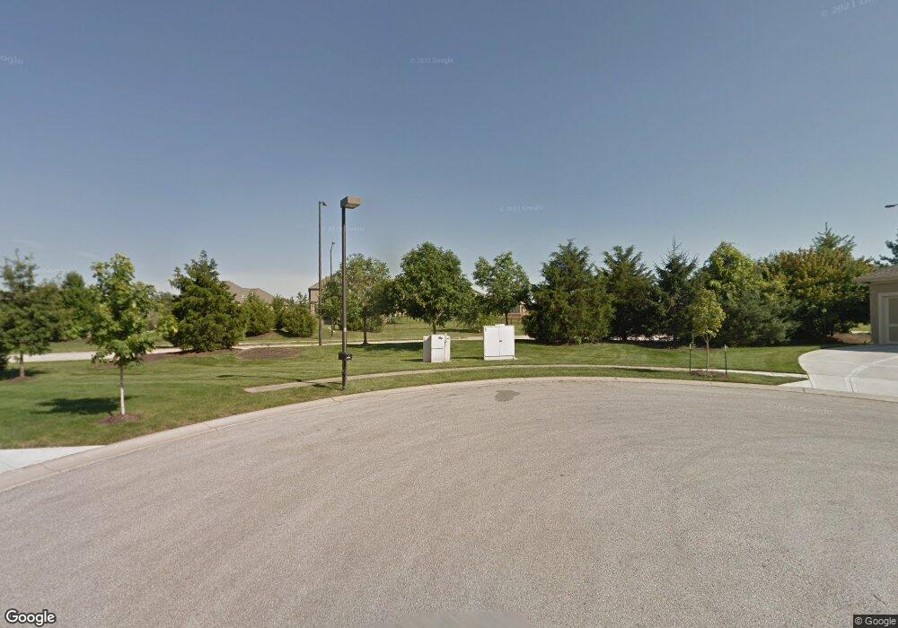 11362 Zarda Dr, Lenexa, KS 66227 - photo 1