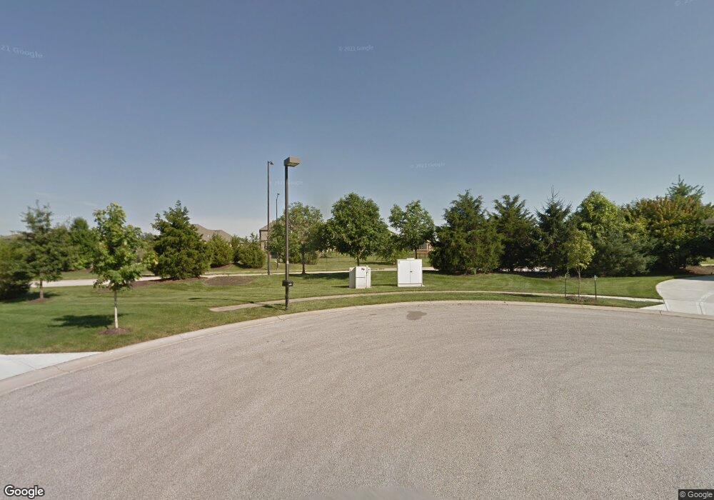 11353 Zarda Dr, Lenexa, KS 66227 - photo 1