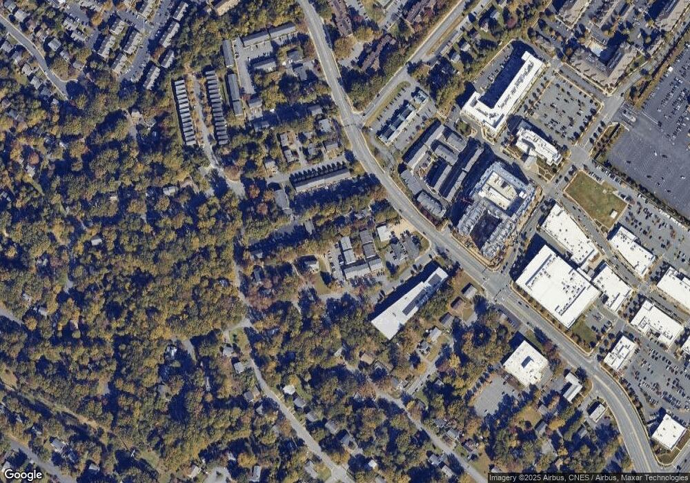 1900 Inglewood Dr unit D, Charlottesville, VA 22901 - photo 1