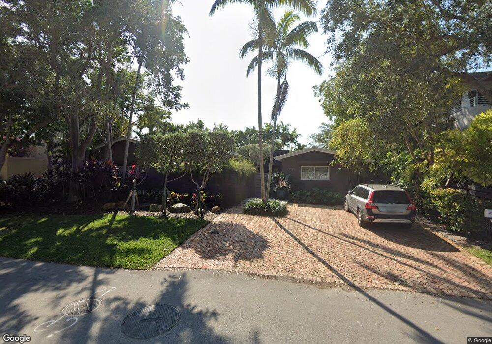 290 W Mcintyre St, Key Biscayne, FL 33149 - photo 1