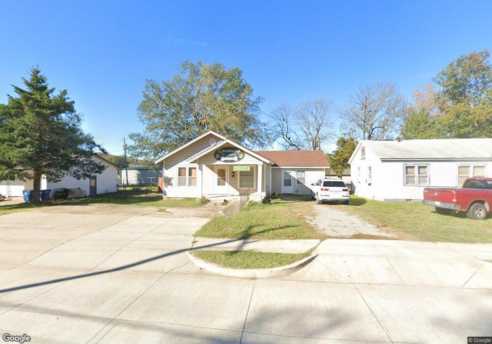 1307 S 2nd St, McAlester, OK 74501 - photo 1