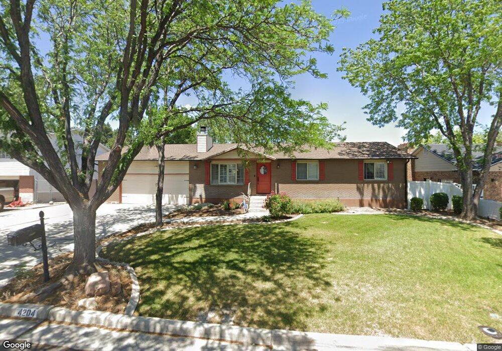 4204 W Benarmine Cir, South Jordan, UT 84095 - photo 1