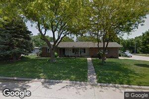 500 Center Crest Dr, Clay Center, NE 68933
