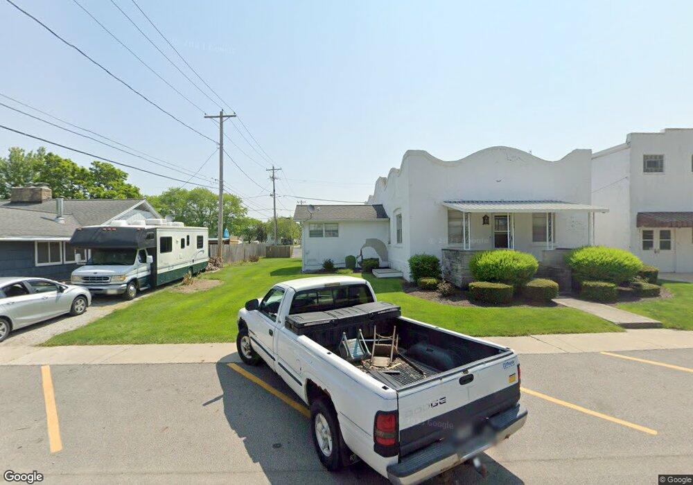 208 N Ogden St, Ossian, IN 46777 - photo 1