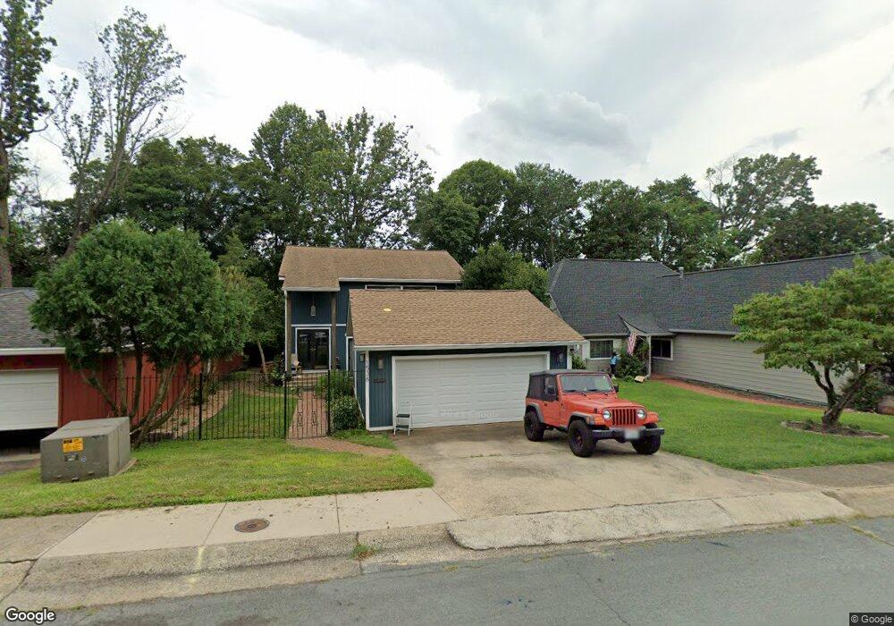 1538 Lake Forest Dr, Charlottesville, VA 22901 - photo 1