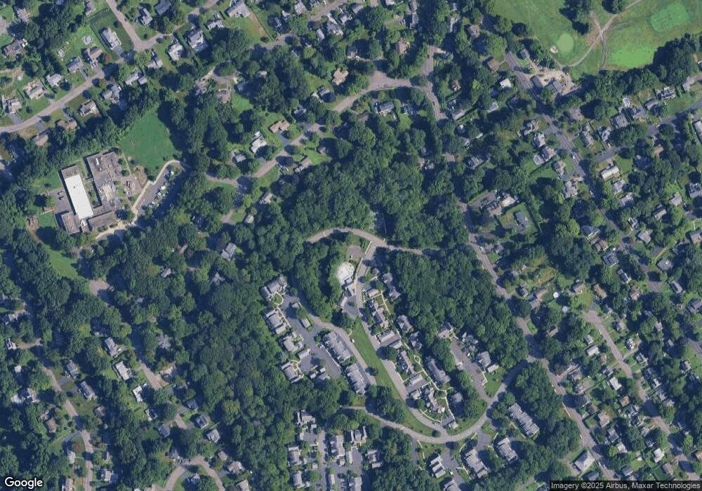 190 Glengarry Rd, Fairfield, CT 06825 - photo 1