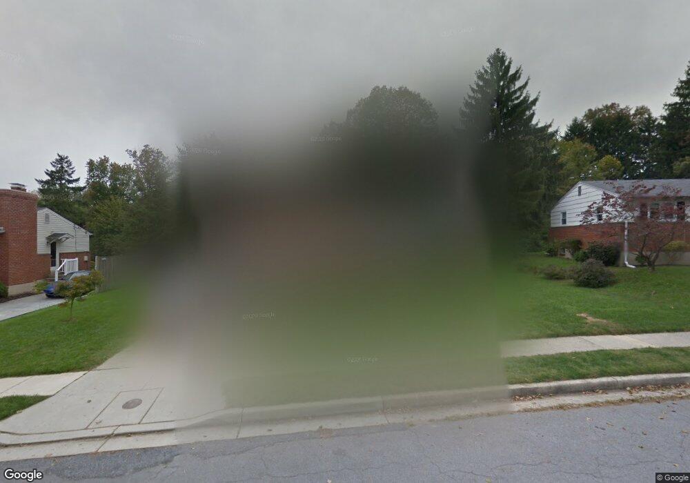 110 Hollowbrook Rd, Lutherville Timonium, MD 21093 - photo 1