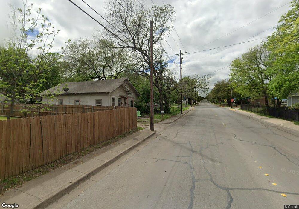 401 S Alamo St, Weatherford, TX 76086 - photo 1