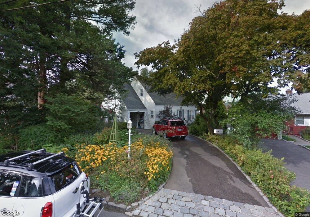 9 N Tappan Landing Rd, Tarrytown, NY 10591 - photo 1