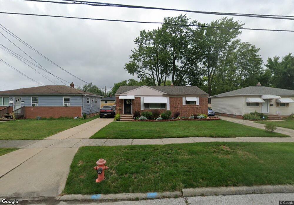 5708 Harrison Ave, Maple Heights, OH 44137 - photo 1