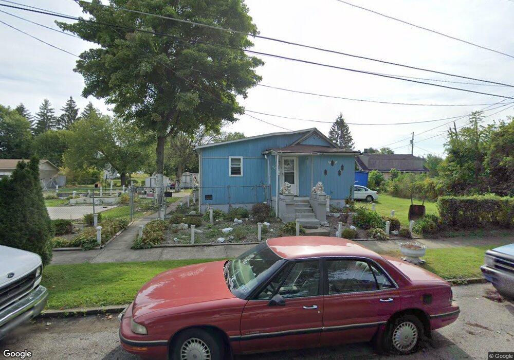 999 Baldwin Ave, Sharon, PA 16146 - photo 1