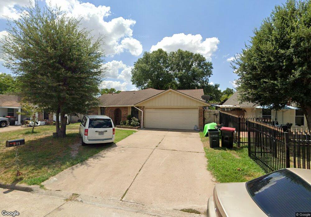 911 Progreso Dr, Houston, TX 77038 - photo 1
