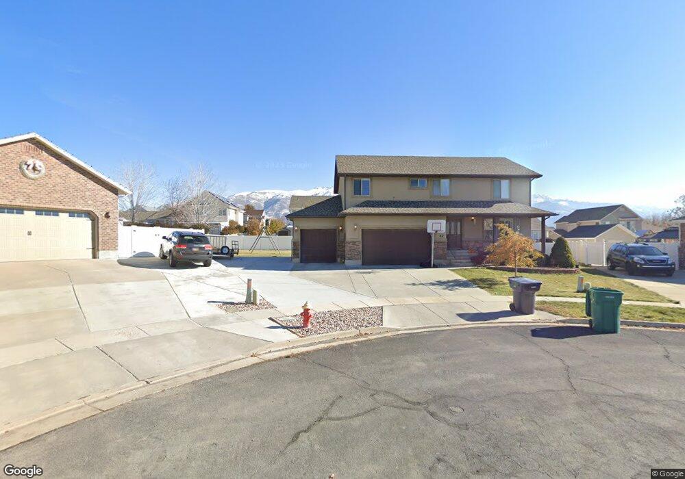 82 W 2400 N, Layton, UT 84041 - photo 1