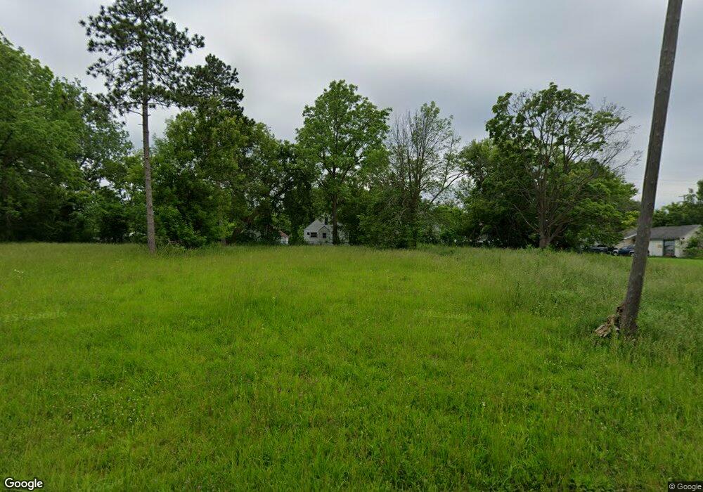 1235 Tremont Ave, Flint, MI 48505 - photo 1