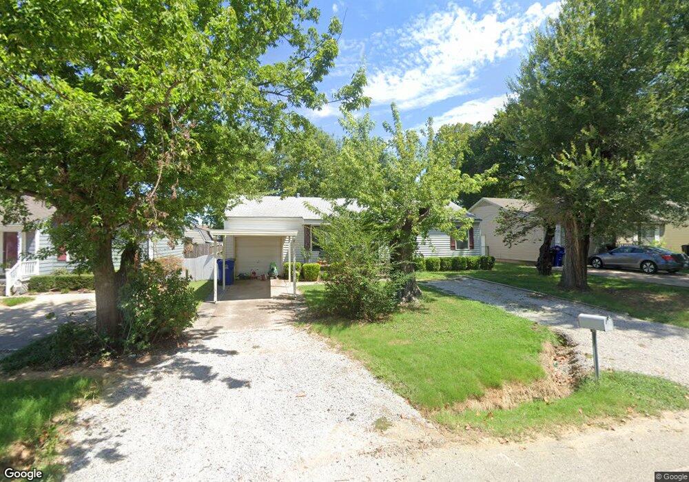 825 N Birch Ave, Broken Arrow, OK 74012 - photo 1