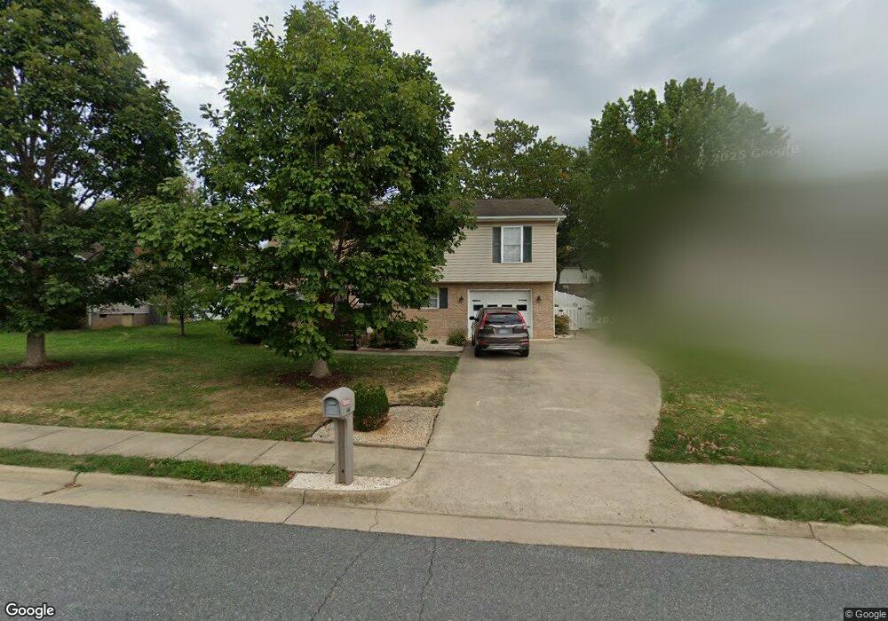 1740 Parklawn Dr, Harrisonburg, VA 22801 - photo 1