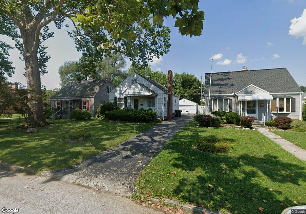 841 Chestershire Rd, Columbus, OH 43204 - photo 1