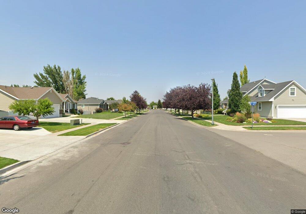 213 675 W, Hyrum, UT 84319 - photo 1