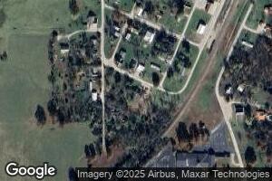 111 Pearl St, Phillipsburg, MO 65722