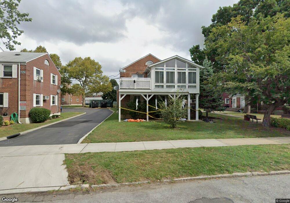 74-41 260th St unit 2, Glen Oaks, NY 11004 - photo 1