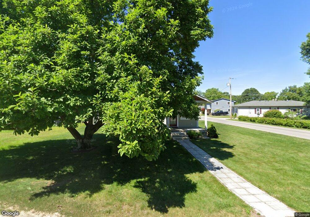 325 Hanley St, Plainfield, IN 46168 - photo 1