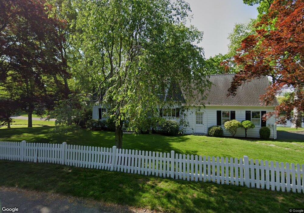 109 Fern Cir, Trumbull, CT 06611 - photo 1