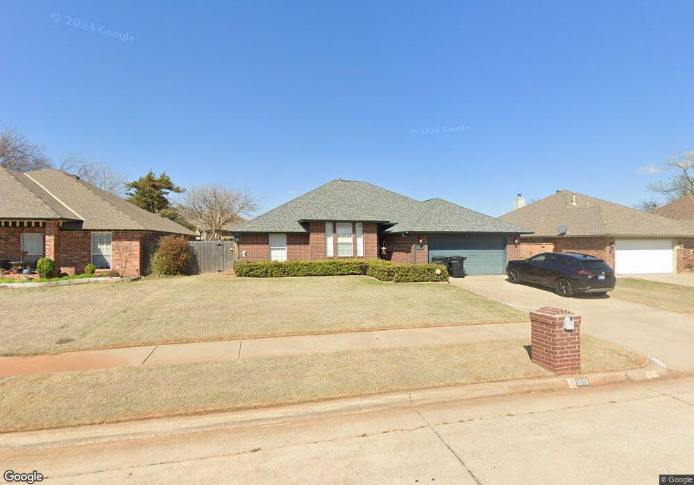 1813 SE 1st St, Moore, OK 73160 - photo 1