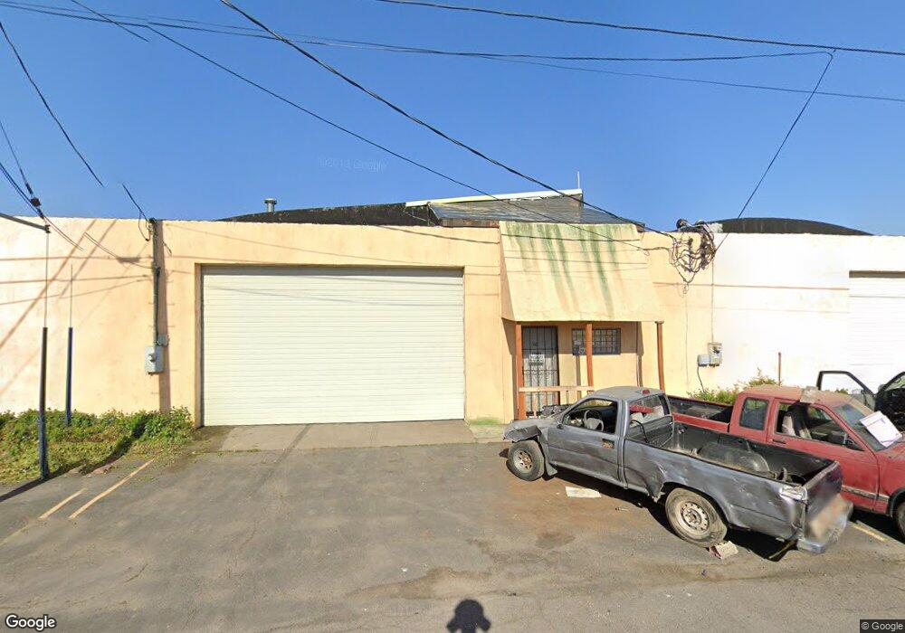 310 Market St, Klamath Falls, OR 97601 - photo 1