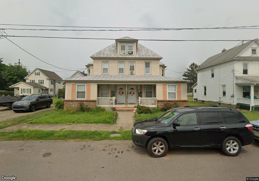 607 E 4th St, Berwick, PA 18603 - photo 1