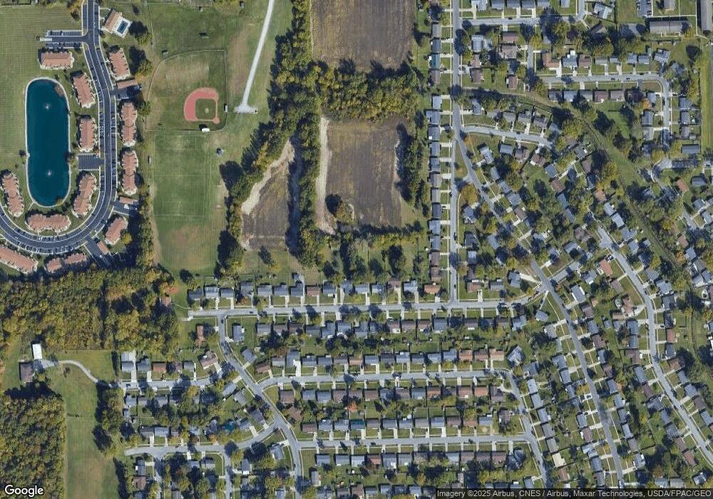 726 Lewis Blvd, Lima, OH 45801 - photo 1