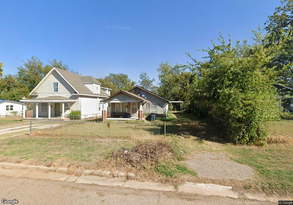 925 N Louisa Ave, Shawnee, OK 74801 - photo 1