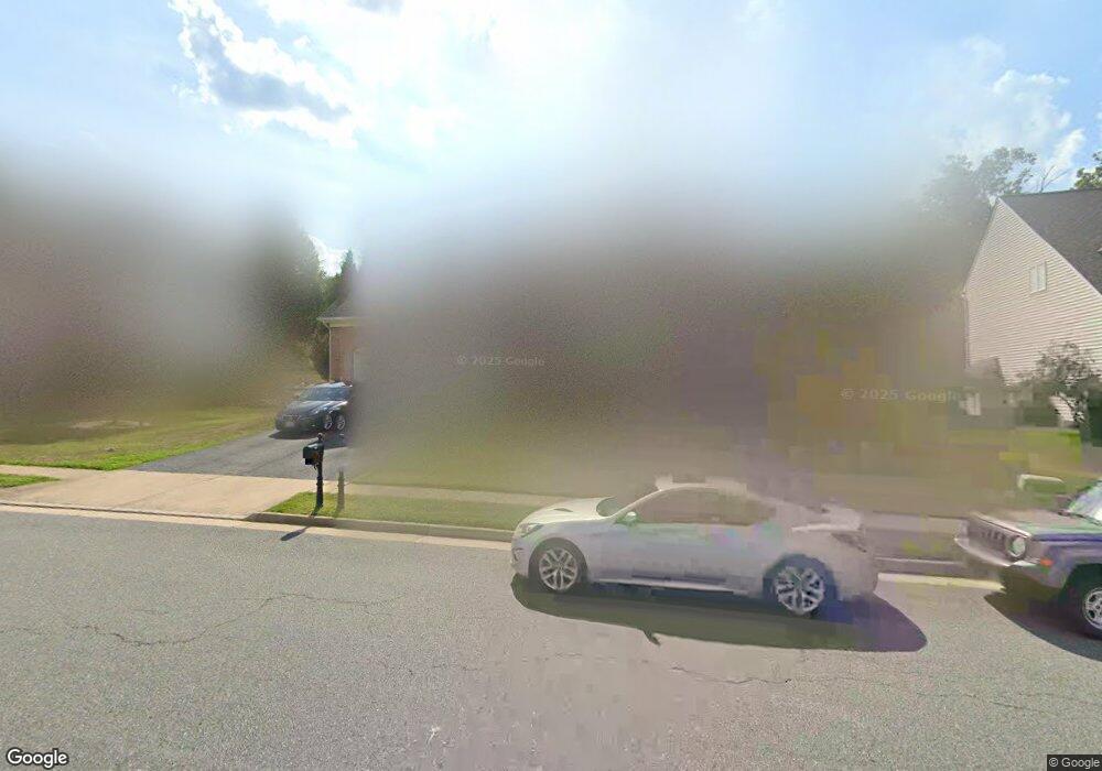 3693 Stonewall Manor Dr, Triangle, VA 22172 - photo 1