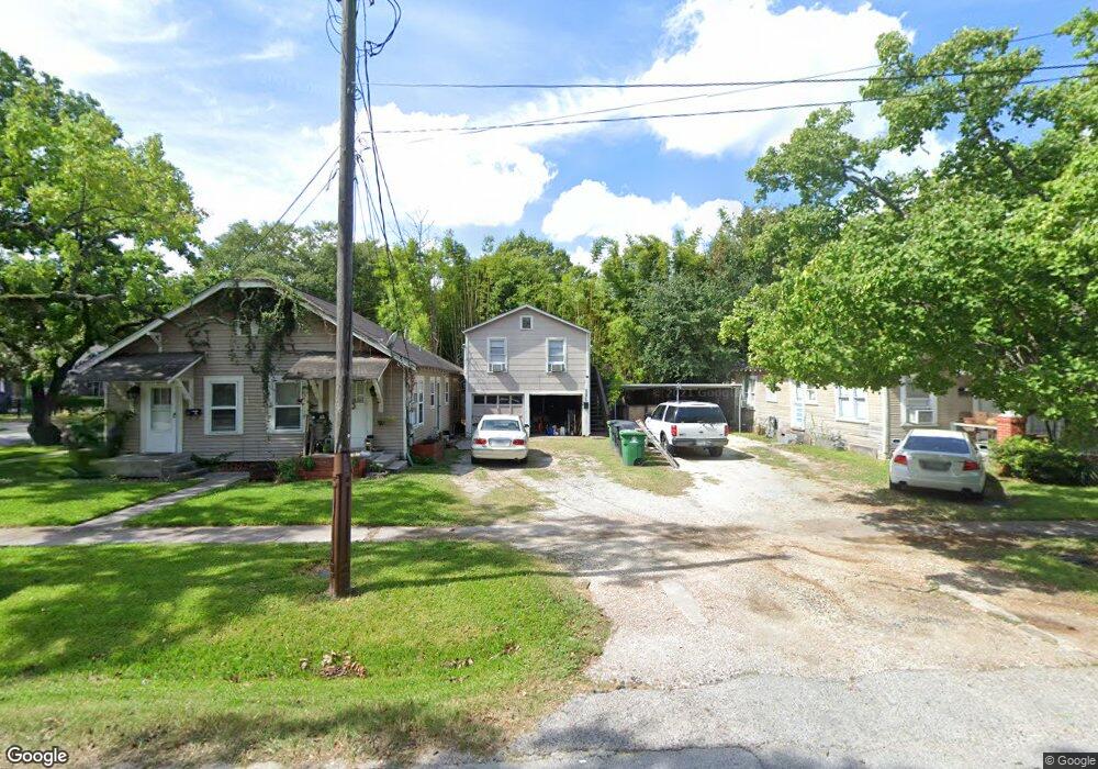 1317 Beverly 1 2 St, Houston, TX 77008 - photo 1