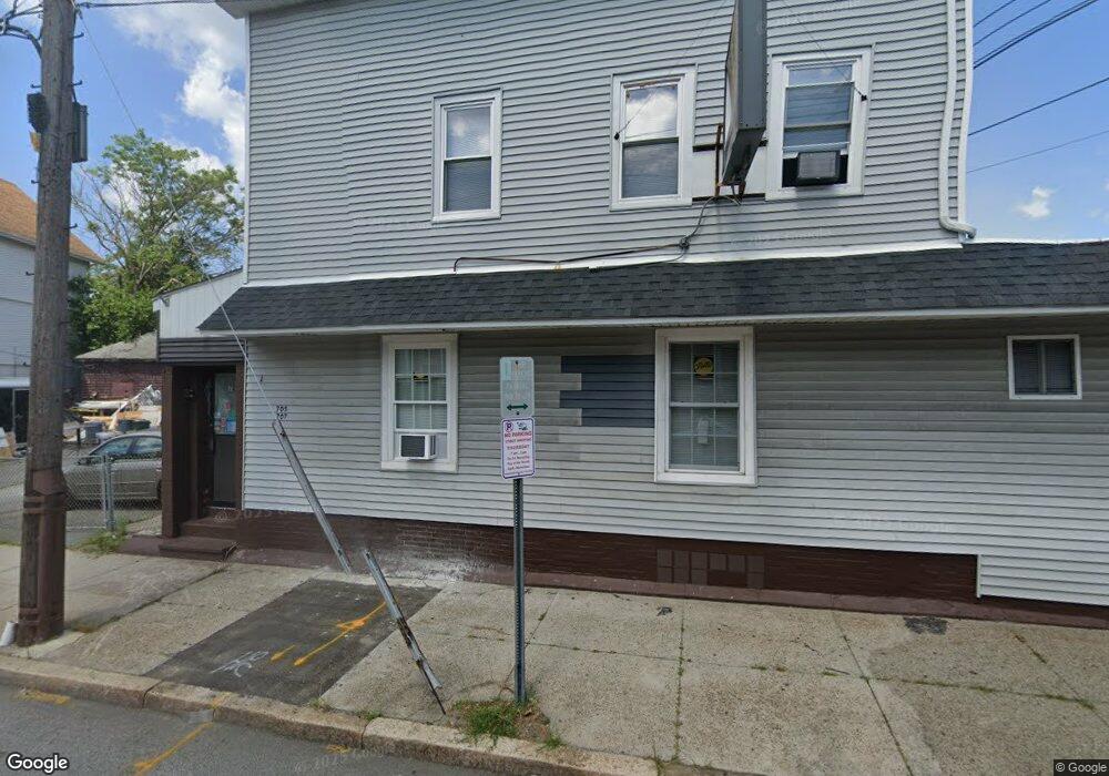 707 Main St, Pawtucket, RI 02860 - photo 1