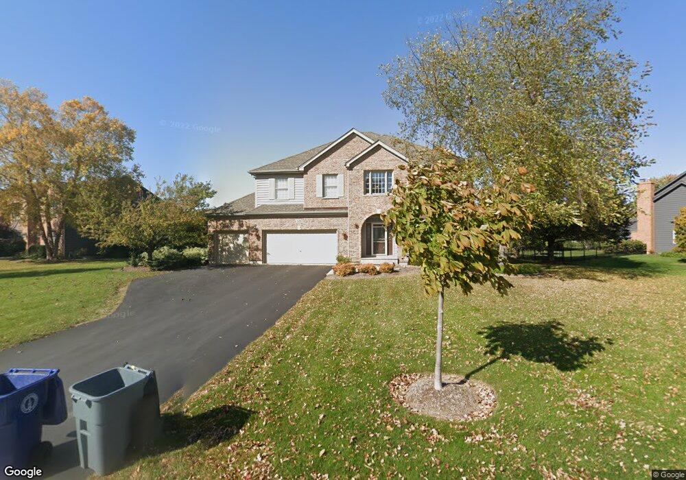 520 Clover Dr, Algonquin, IL 60102 - photo 1