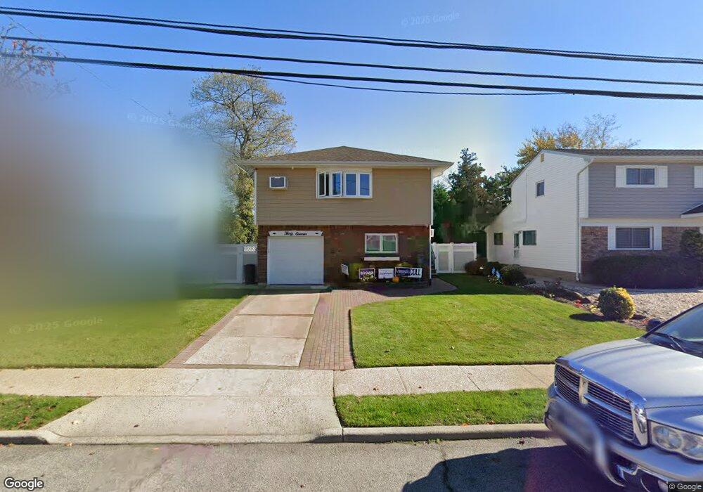 3011 Waverly Ave, Oceanside, NY 11572 - photo 1