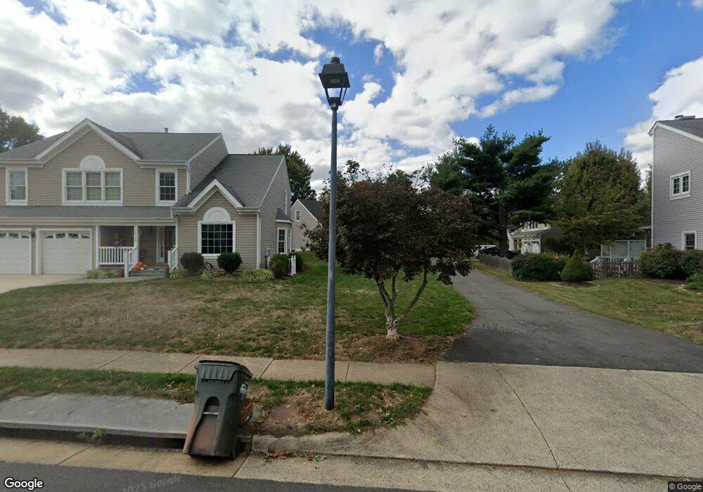 13121 Ladybank Ln, Herndon, VA 20171 - photo 1