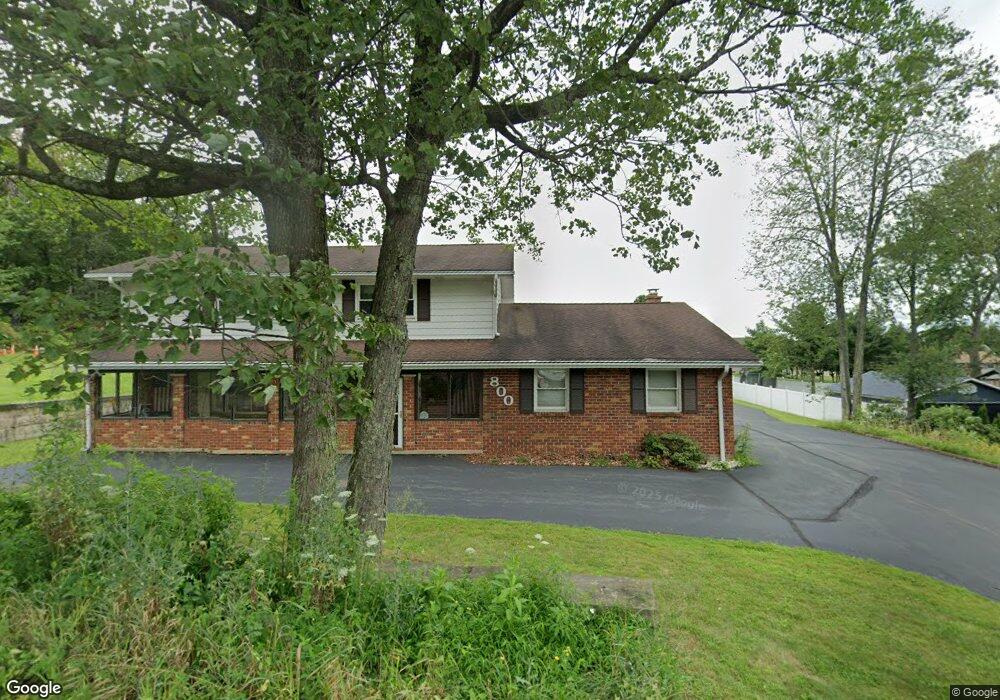 800 Hayes St, Hazleton, PA 18201 - photo 1