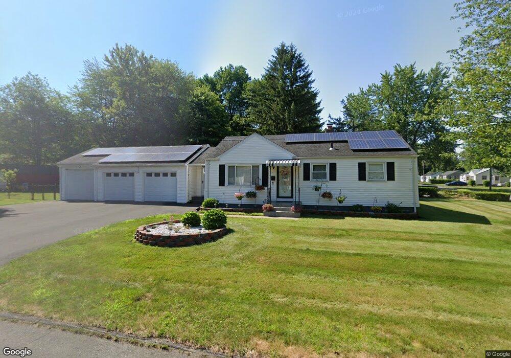 101 Pershing St, Bloomfield, CT 06002 - photo 1