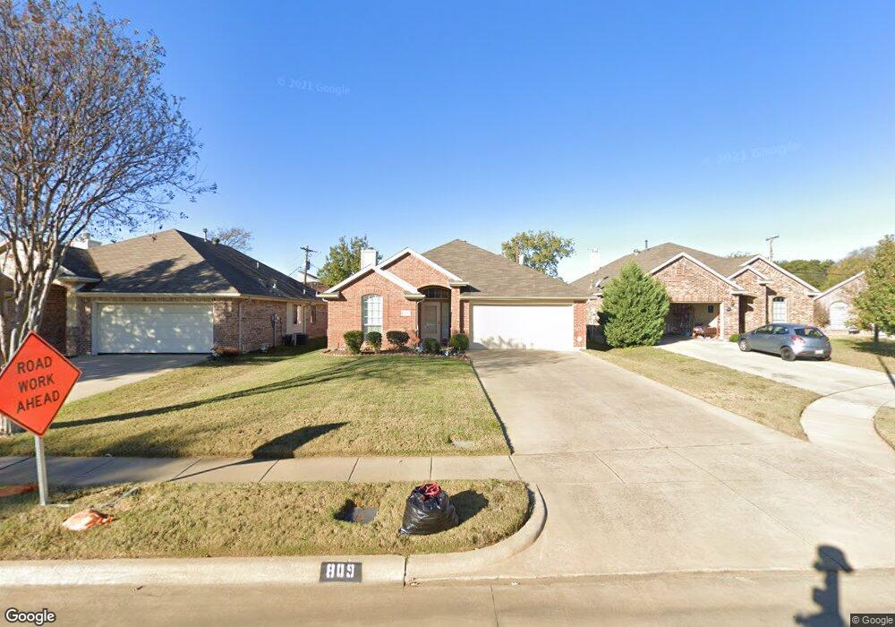 809 Chase Cir, Hurst, TX 76053 - photo 1