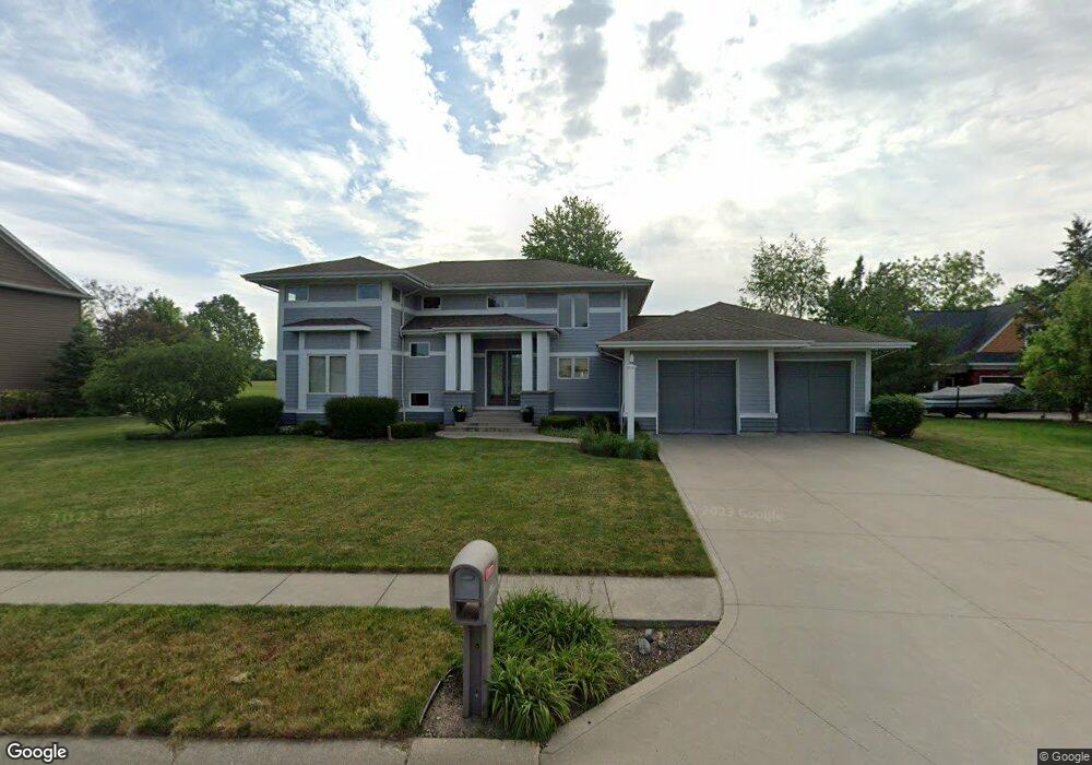 1115 Golf View Dr, Nappanee, IN 46550 - photo 1