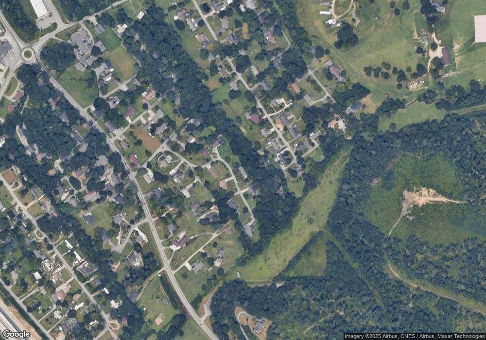 163 Cedar Creek Dr, Hendersonville, NC 28792 - photo 1