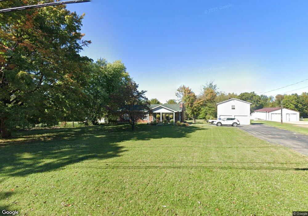 7607 E Manslick Rd, Louisville, KY 40228 - photo 1