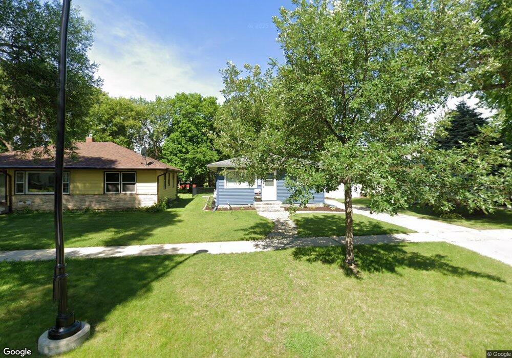 1539 14th St S, Fargo, ND 58103 - photo 1