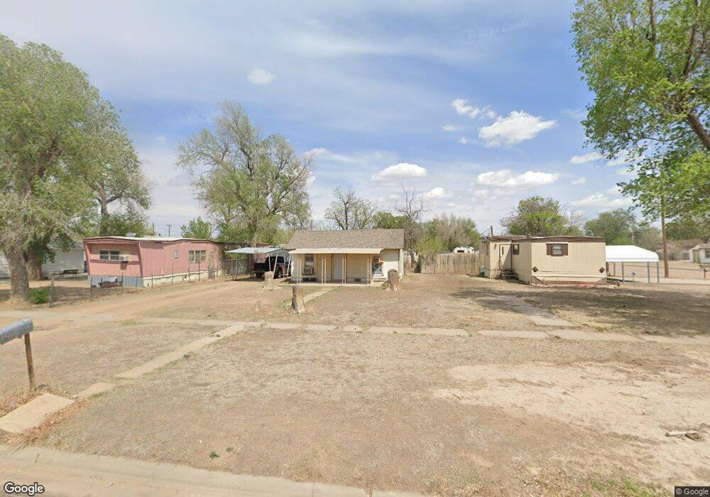 812 S Monroe St, Hugoton, KS 67951 - photo 1