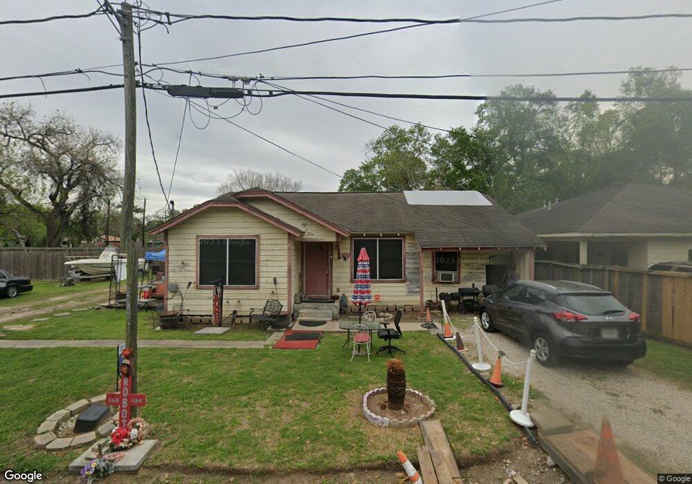 6820 Utah St unit B, Houston, TX 77091 - photo 1