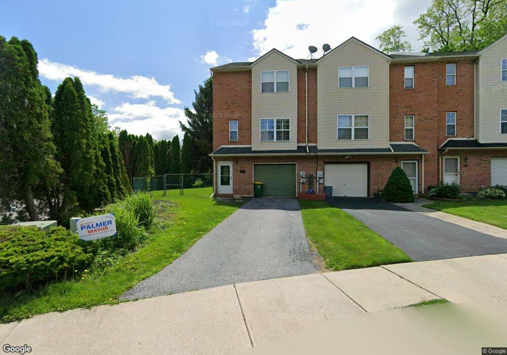 116 Cobblestone Ct, Alburtis, PA 18011 - photo 1