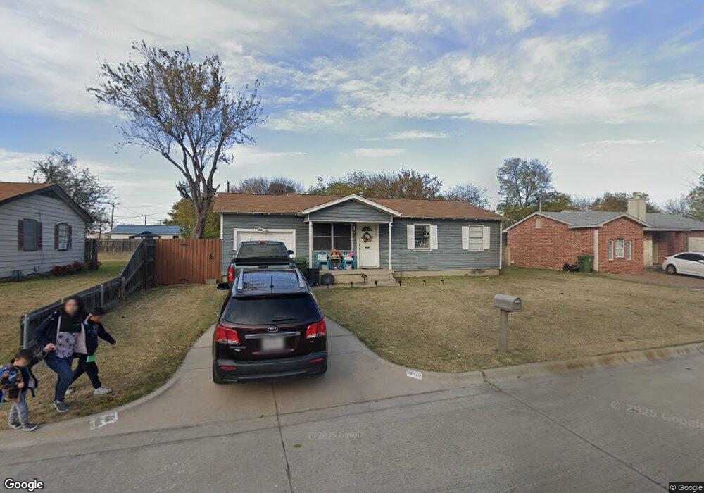 705 Shady Ln, Hurst, TX 76053 - photo 1
