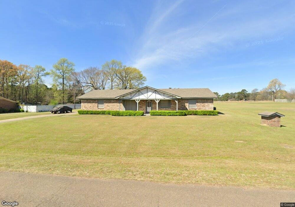 4909 Twin Oak Dr, Texarkana, TX 75503 - photo 1